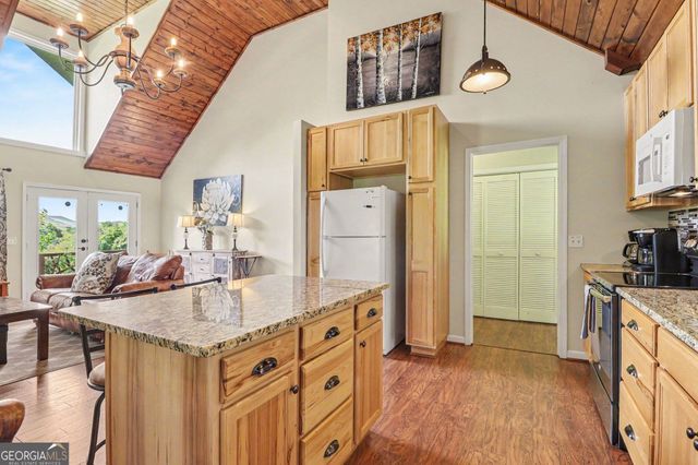 146 Chalet Village Lane, Dillard, GA 30537