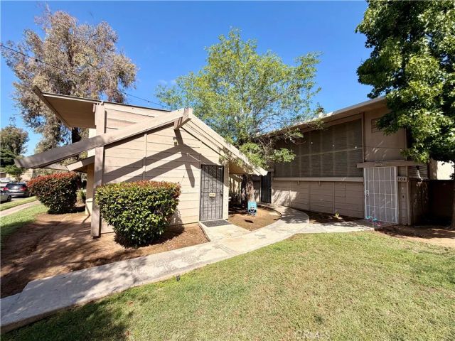 366 E El Paso Avenue, Fresno, CA 93720