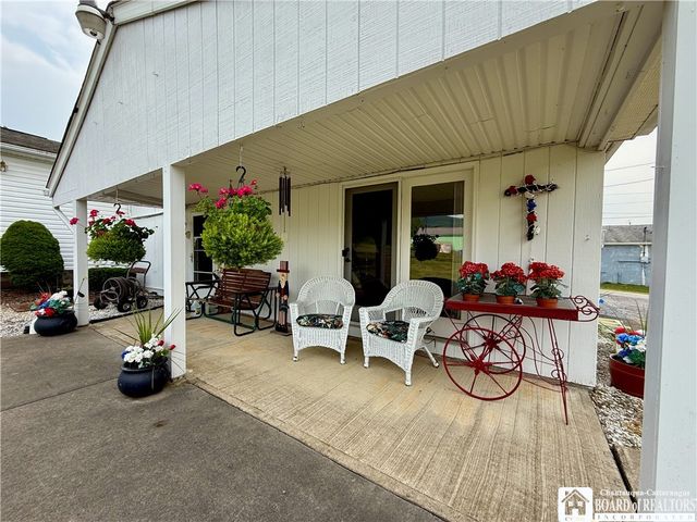 9687 Deer Creek Road, Genesee, NY 14770