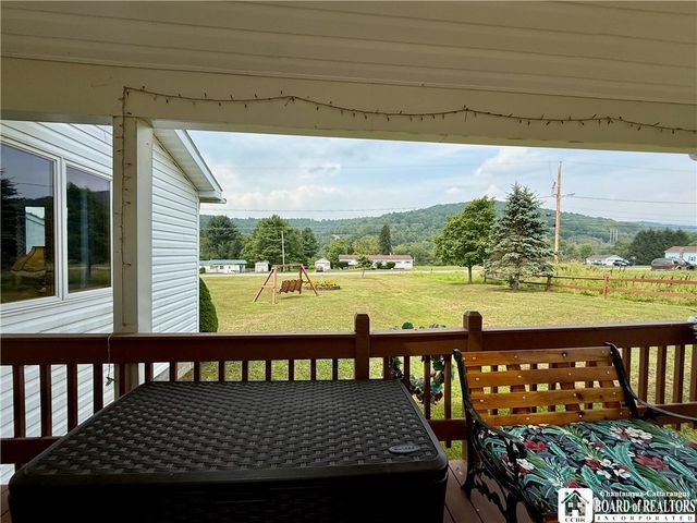 9687 Deer Creek Road, Genesee, NY 14770