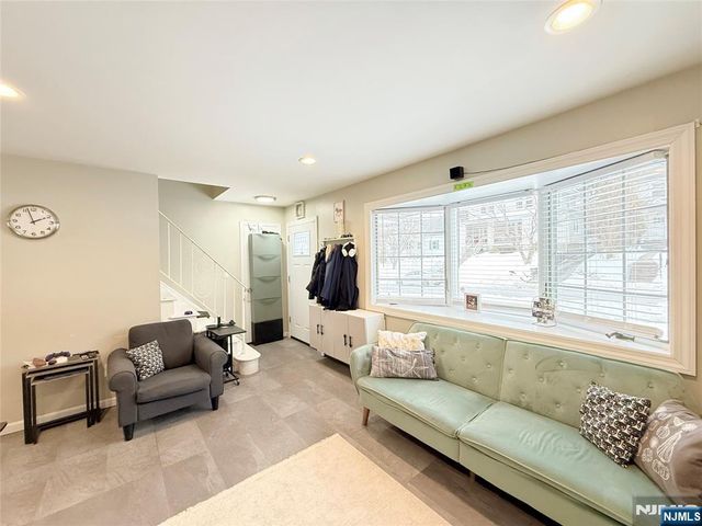 36 Cumberland Avenue, Verona, NJ 07044