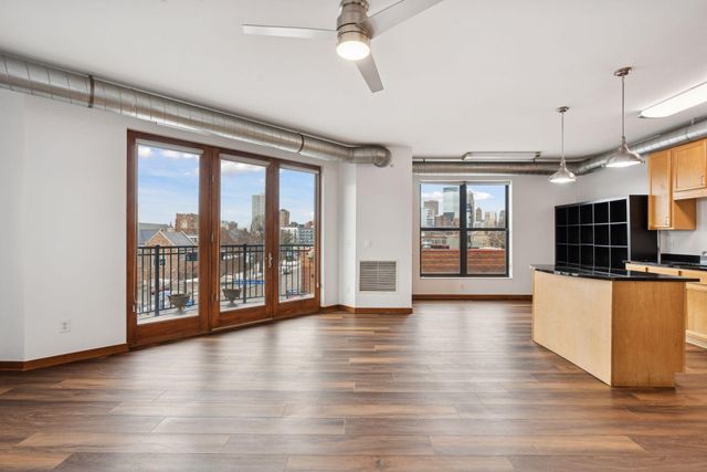 15 E Franklin Avenue 306, Minneapolis, MN 55404