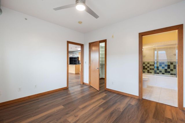 15 E Franklin Avenue 306, Minneapolis, MN 55404