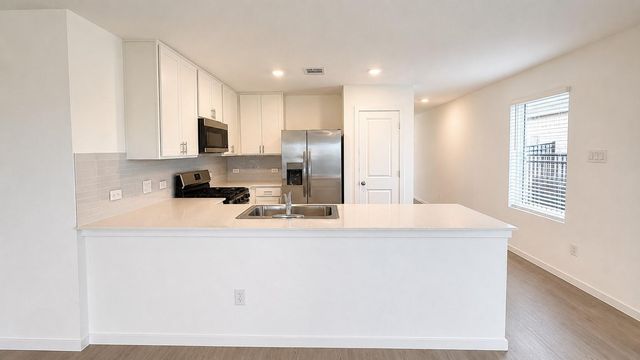 3132 Wild Dunes Drive, Katy, TX 77493