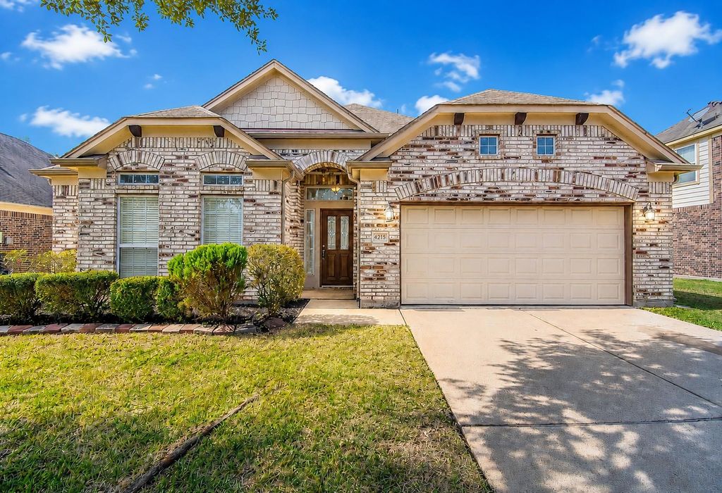 4215 Mill Oaks Drive, Houston, TX 77084