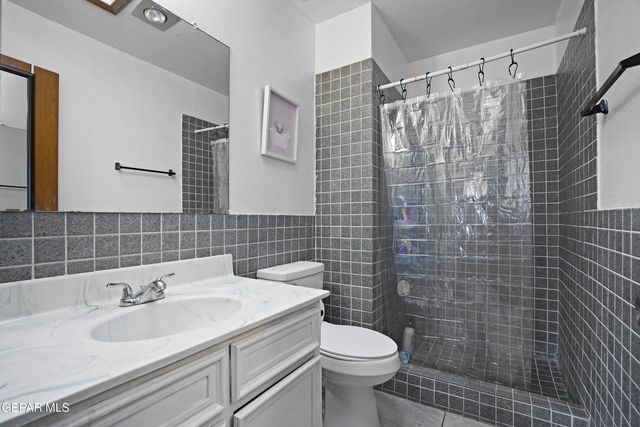 6900 Ridge Top Dr. Drive, El Paso, TX 79904