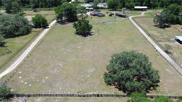 10631 W HIGHWAY 40, Ocala, FL 34482