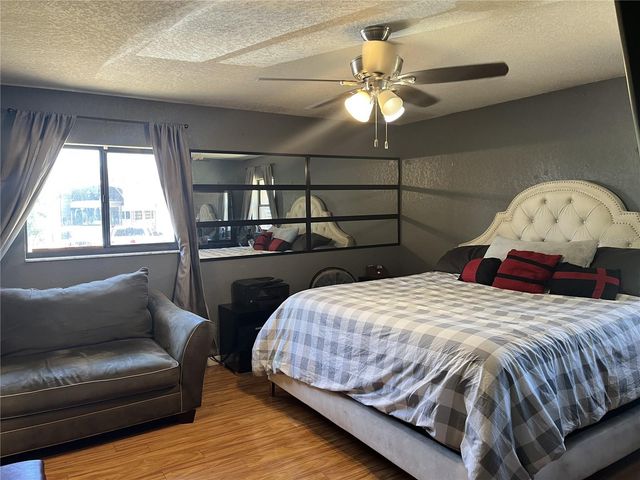 10631 W HIGHWAY 40, Ocala, FL 34482