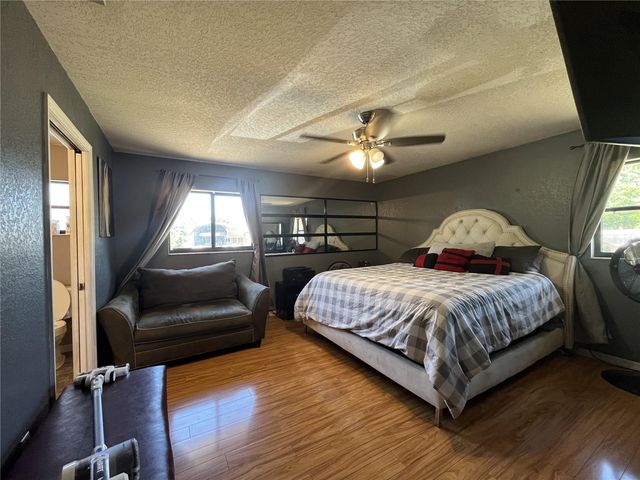 10631 W HIGHWAY 40, Ocala, FL 34482