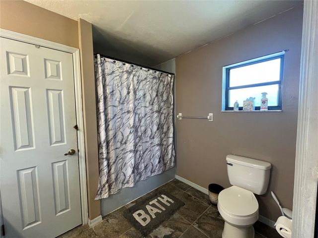 10631 W HIGHWAY 40, Ocala, FL 34482
