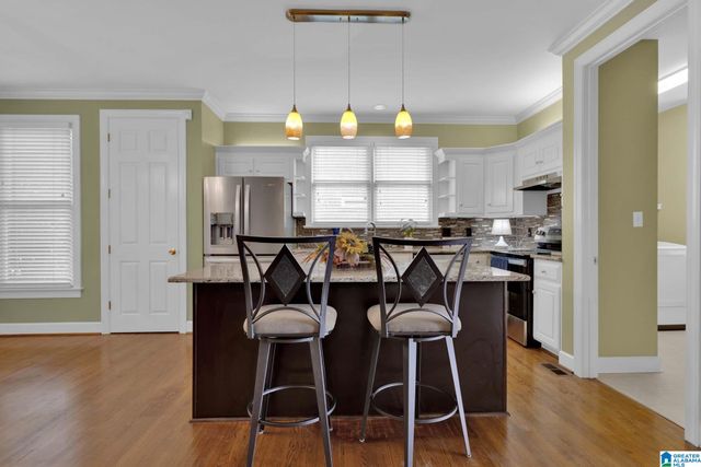 5065 LAKE CREST CIRCLE, Hoover, AL 35226