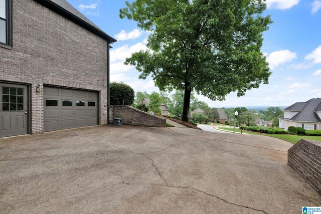 5065 LAKE CREST CIRCLE, Hoover, AL 35226