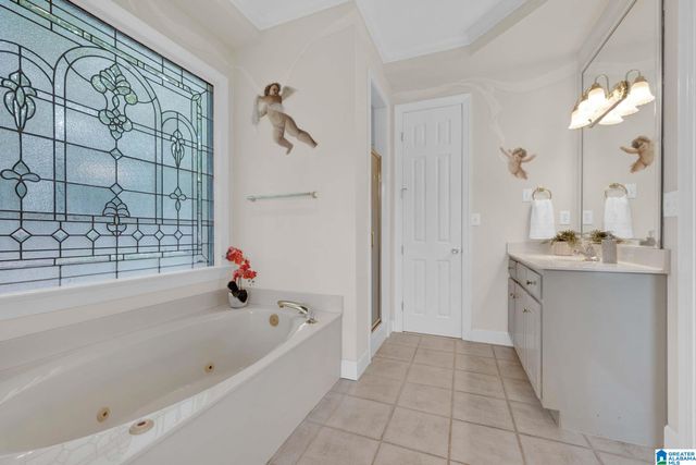 5065 LAKE CREST CIRCLE, Hoover, AL 35226