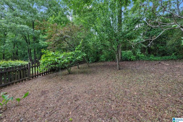 5065 LAKE CREST CIRCLE, Hoover, AL 35226