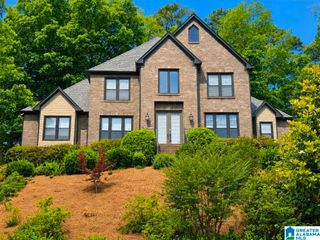 5065 LAKE CREST CIRCLE, Hoover, AL 35226