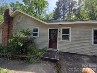 208 Mckinnish Cove Road, Asheville, NC 28806