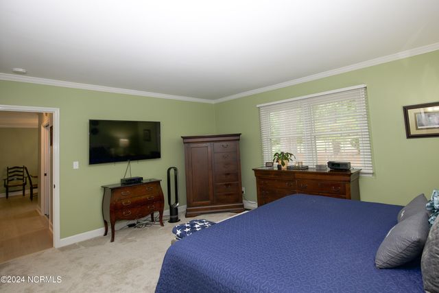 2 Colonial Pines Circle, Pinehurst, NC 28374