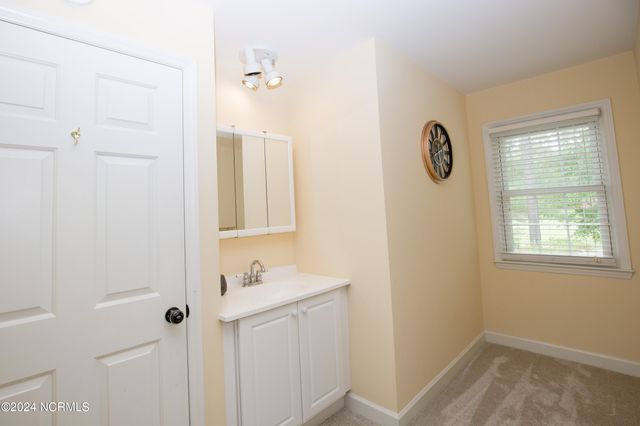 2 Colonial Pines Circle, Pinehurst, NC 28374