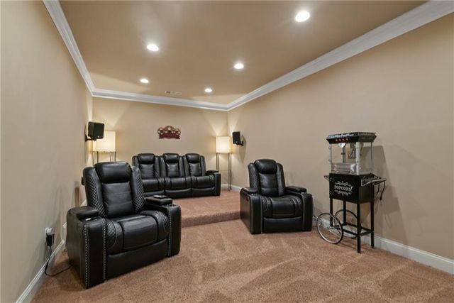 1050 Silver Thorne Drive, Loganville, GA 30052