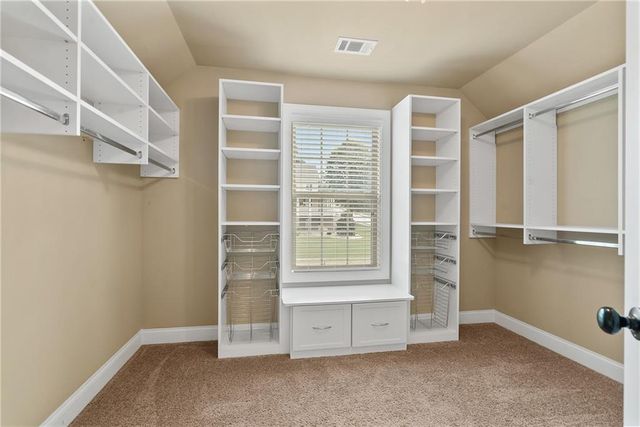 1050 Silver Thorne Drive, Loganville, GA 30052