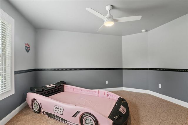 1050 Silver Thorne Drive, Loganville, GA 30052