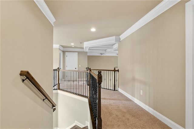 1050 Silver Thorne Drive, Loganville, GA 30052