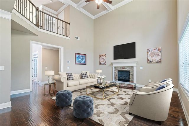 1050 Silver Thorne Drive, Loganville, GA 30052