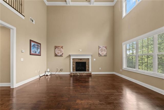 1050 Silver Thorne Drive, Loganville, GA 30052