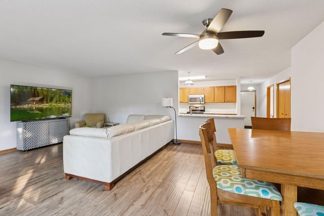 698 Monn Avenue, Vadnais Heights, MN 55127