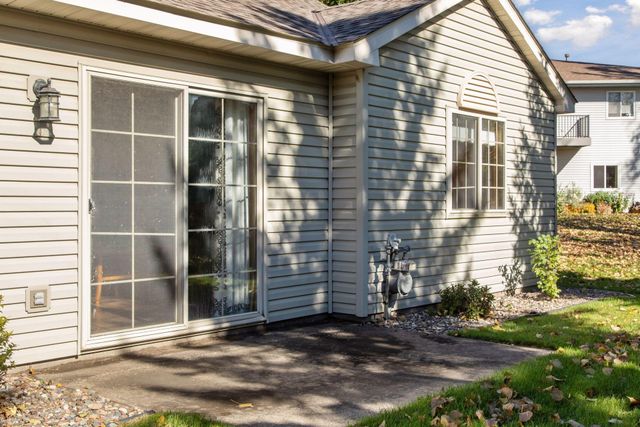 698 Monn Avenue, Vadnais Heights, MN 55127