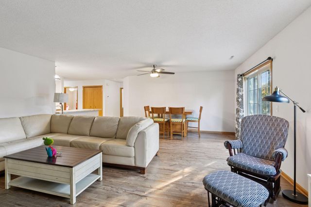 698 Monn Avenue, Vadnais Heights, MN 55127