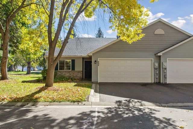 698 Monn Avenue, Vadnais Heights, MN 55127