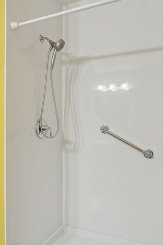 698 Monn Avenue, Vadnais Heights, MN 55127