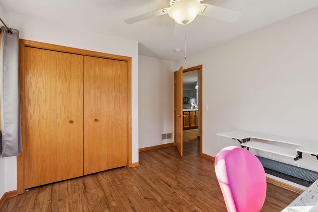 698 Monn Avenue, Vadnais Heights, MN 55127