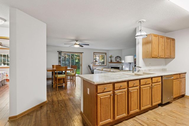 698 Monn Avenue, Vadnais Heights, MN 55127