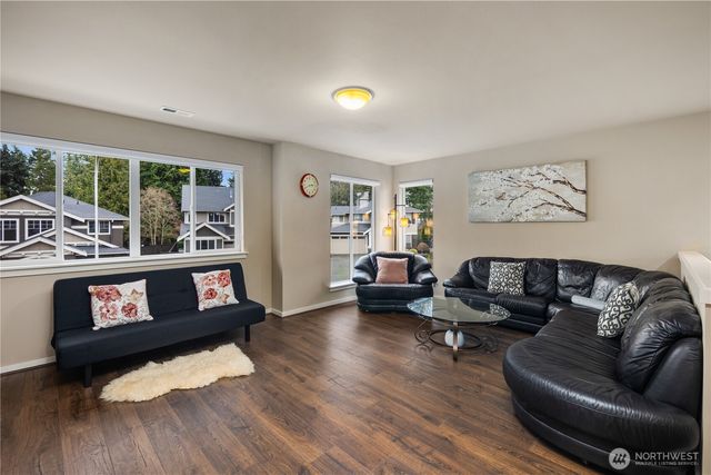 5627 S 336th Place, Auburn, WA 98001