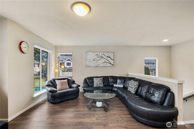 5627 S 336th Place, Auburn, WA 98001