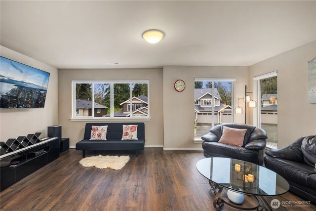 5627 S 336th Place, Auburn, WA 98001