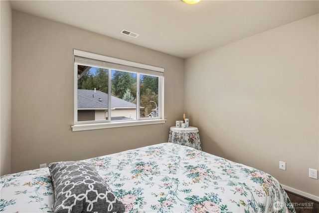 5627 S 336th Place, Auburn, WA 98001