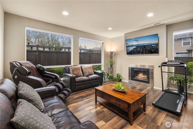 5627 S 336th Place, Auburn, WA 98001