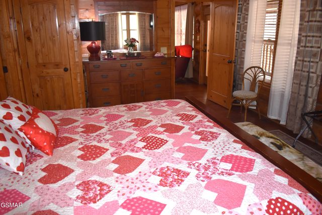 2910 Piney Ridge Way, Sevierville, TN 37862