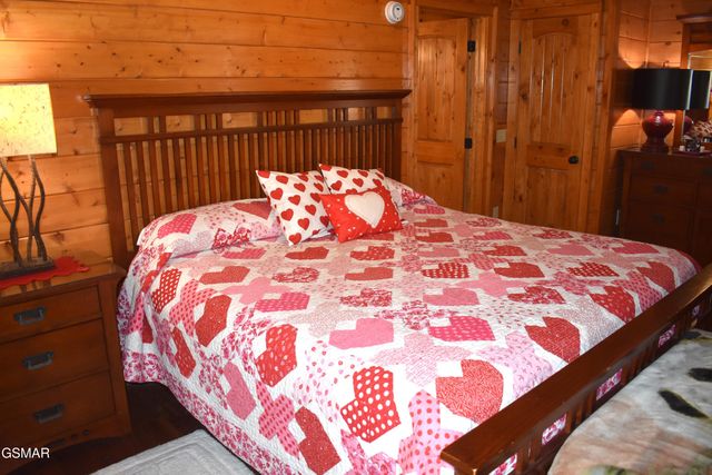 2910 Piney Ridge Way, Sevierville, TN 37862