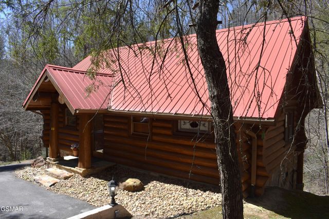 2910 Piney Ridge Way, Sevierville, TN 37862