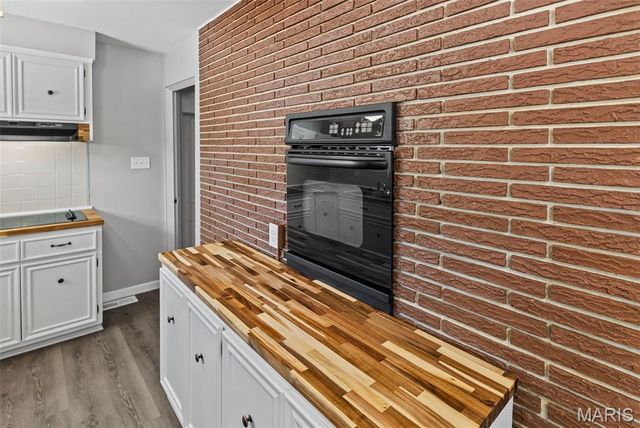 206 Longfellow Avenue, Alton, IL 62002