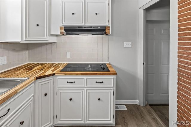 206 Longfellow Avenue, Alton, IL 62002