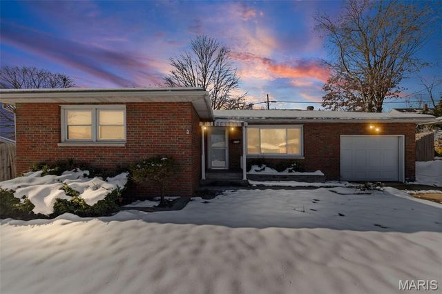 206 Longfellow Avenue, Alton, IL 62002