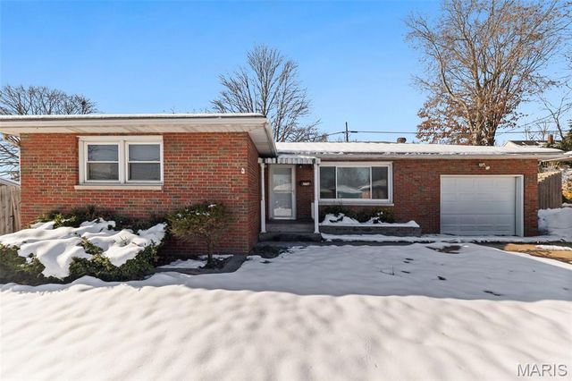 206 Longfellow Avenue, Alton, IL 62002