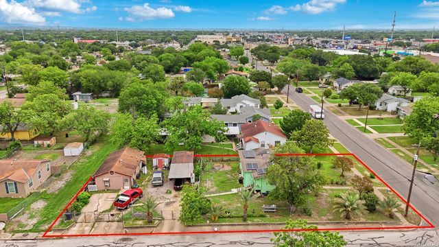 329 RAYBURN DR, San Antonio, TX 78221