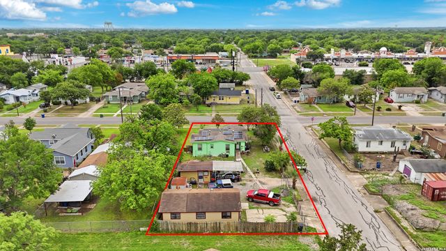 329 RAYBURN DR, San Antonio, TX 78221