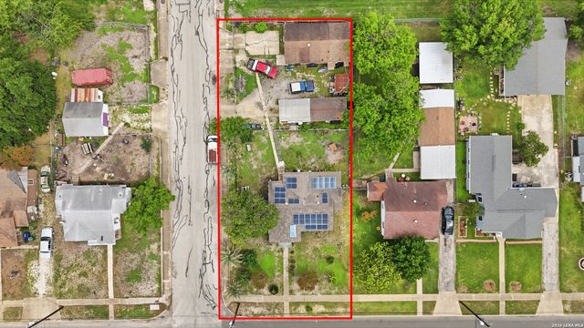 329 RAYBURN DR, San Antonio, TX 78221